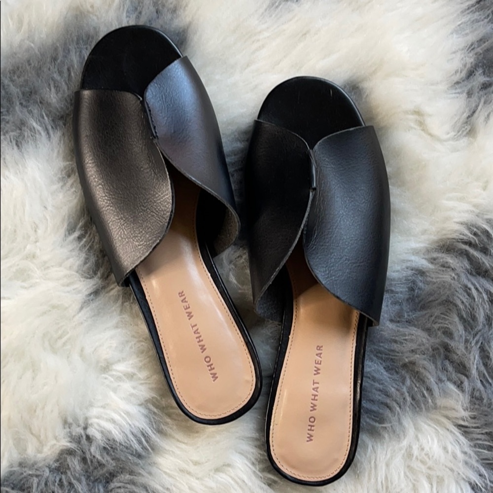 NWOT Who What Wear Black sandals